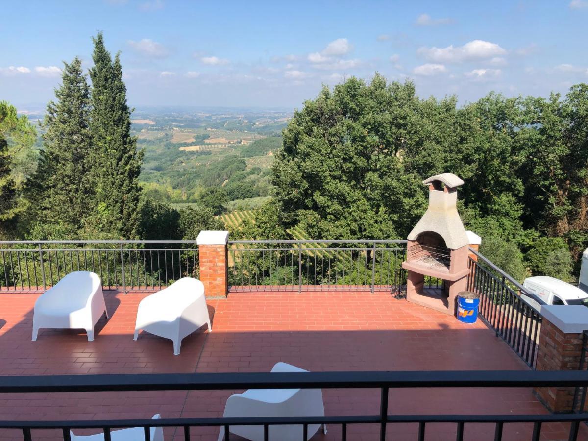 Appartamento Con Vista Sulle Colline Toscane 몬테스페르톨리 외부 사진